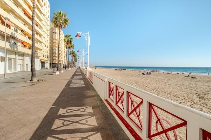 Apartamento Playa Victoria Cádiz Eksteriør bilde